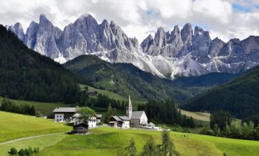 travel albania